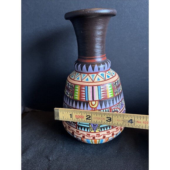 Tesoro's Manila Hand Painted Pottery Vase 7.75” Art Pottery Made In Philippines - Picture 10 of 11